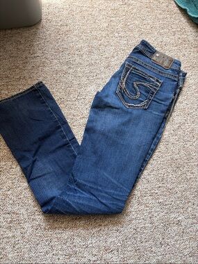 Silver Jeans Dark Blue Bootcut Jeans with Embroidered Pocket